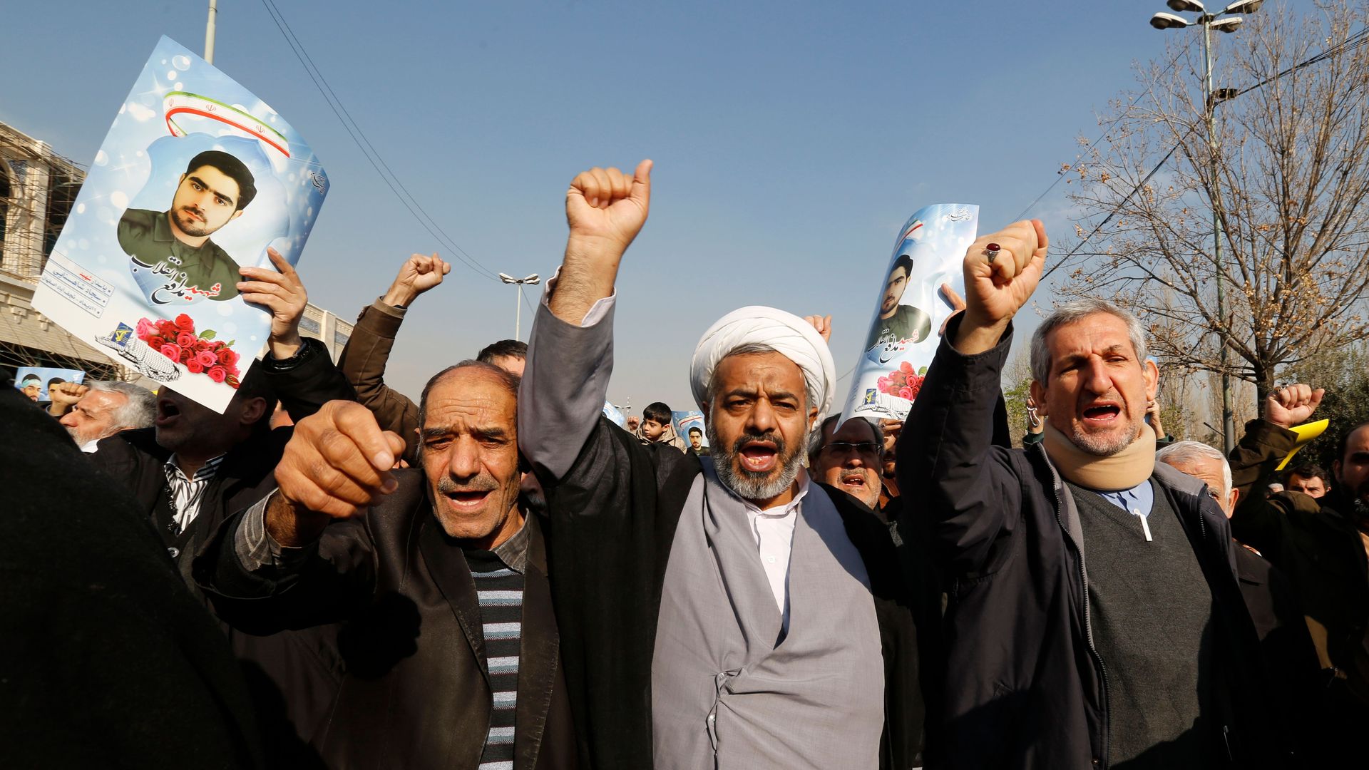 Iranian pro-government protesters