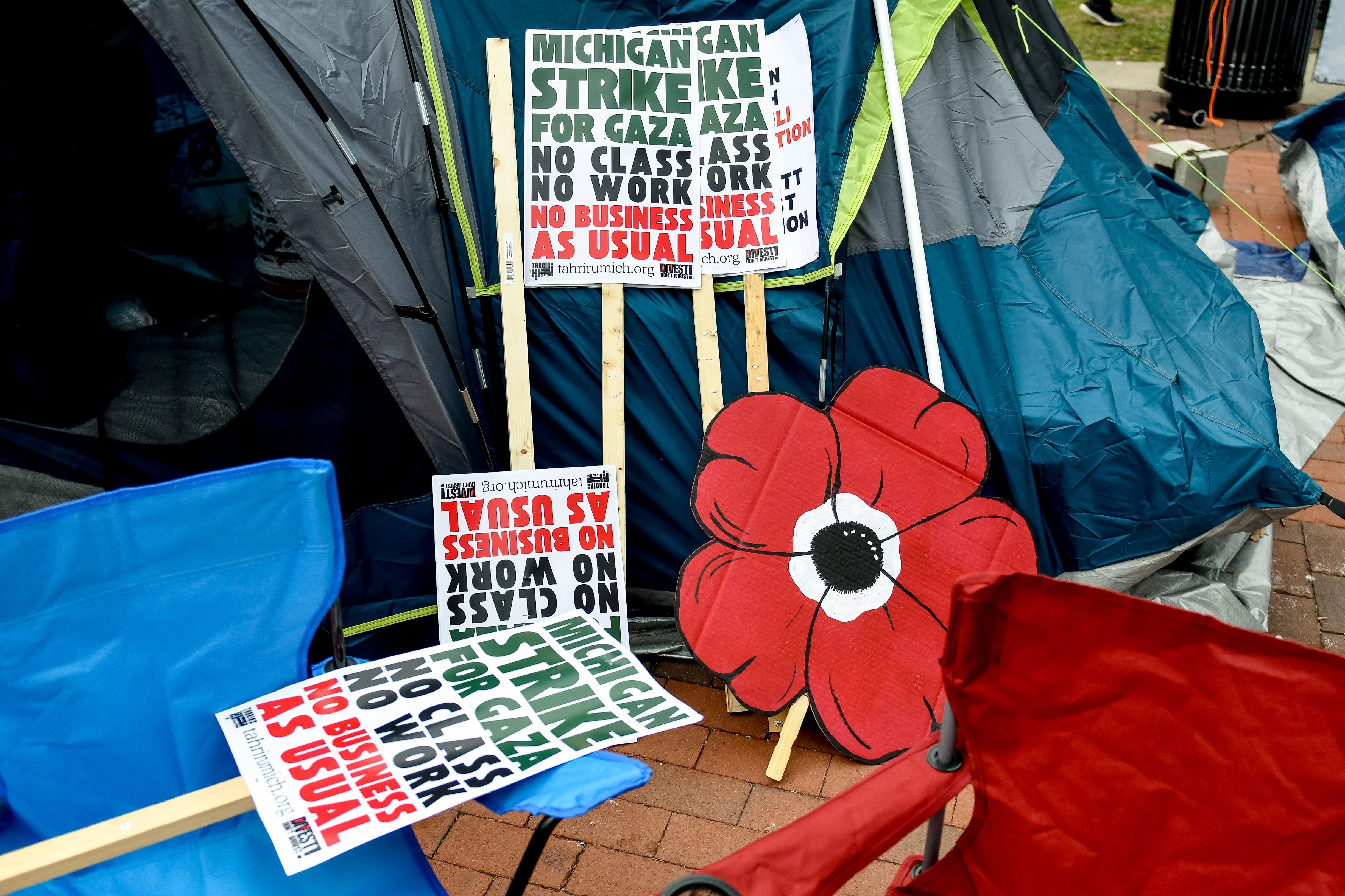 Pro-Palestinian campus protests spread nationwide