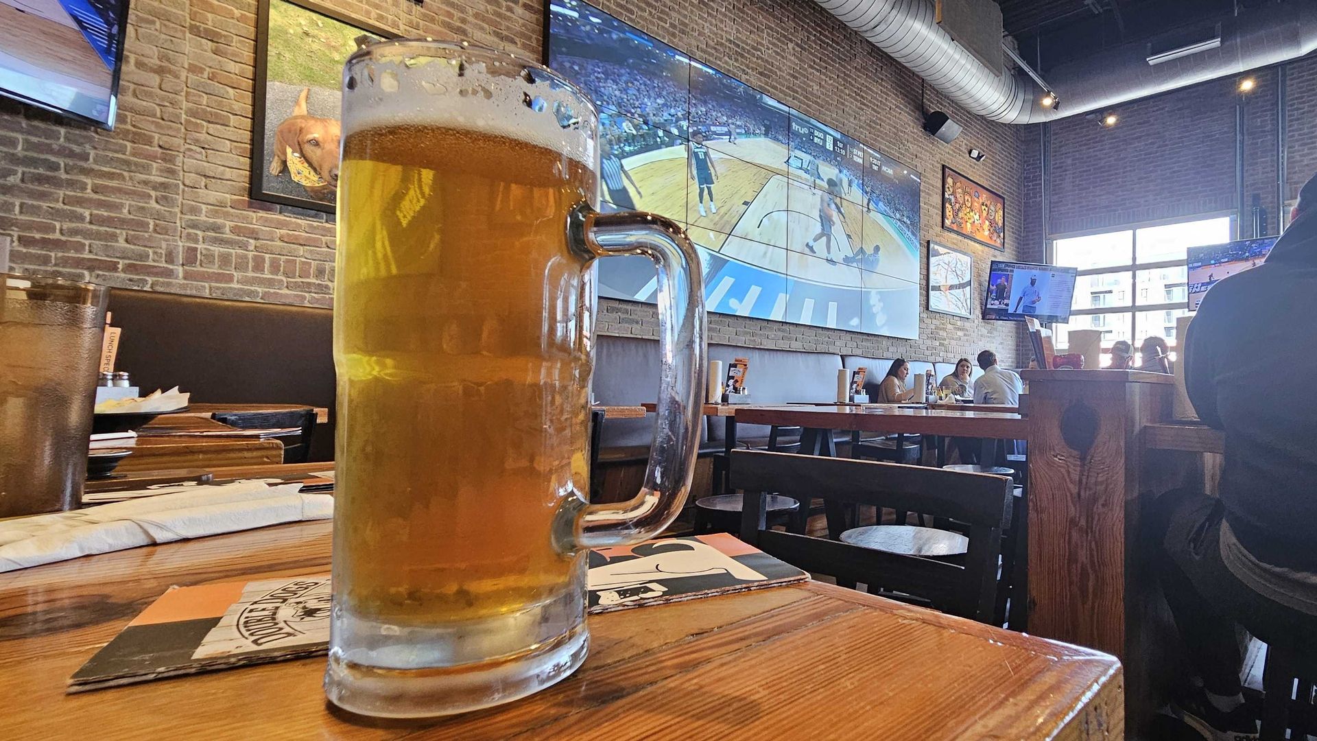 Beer and basketball at Double Dogs