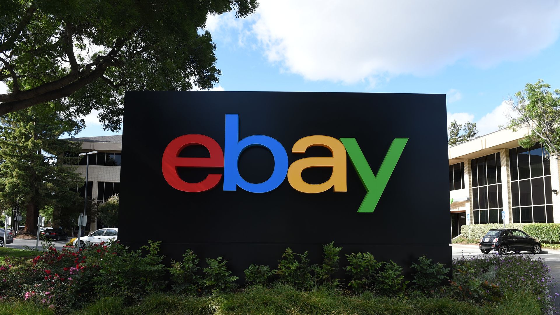 The Ebay logo.
