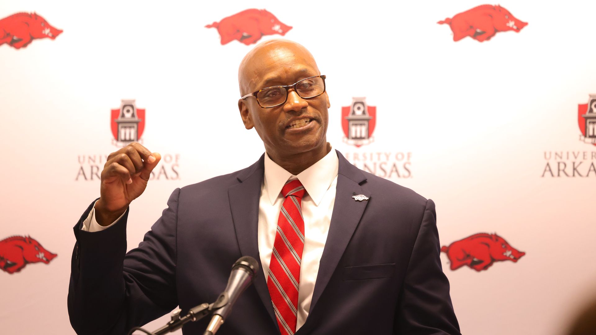 A photo of University of Arkansas Chancellor Charles Robinson.