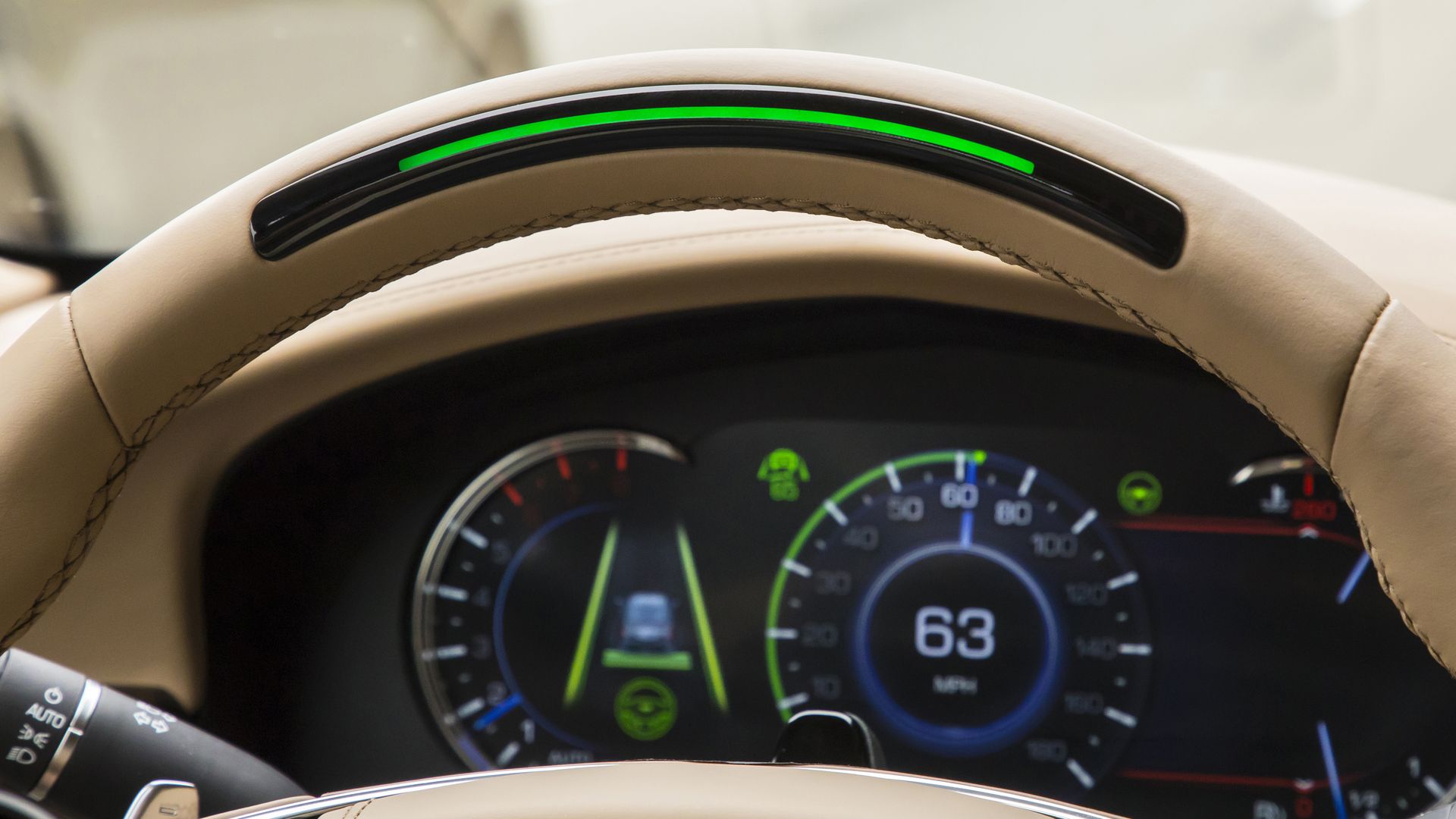 Image of steering wheel light bar and cluster icons in Cadillac Super Cruise system