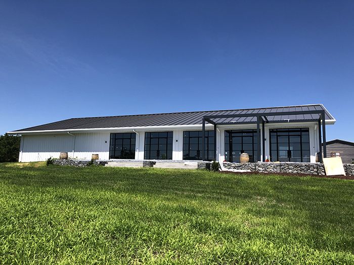 Veronet Vineyards and Winery full building view