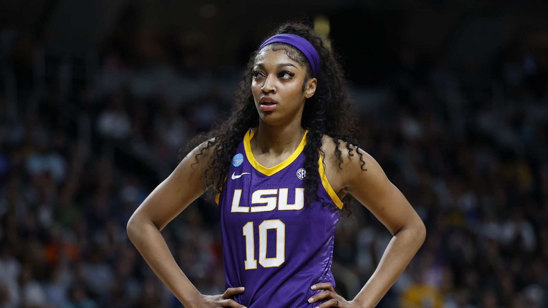 Angel Reese in purple LSU uniform