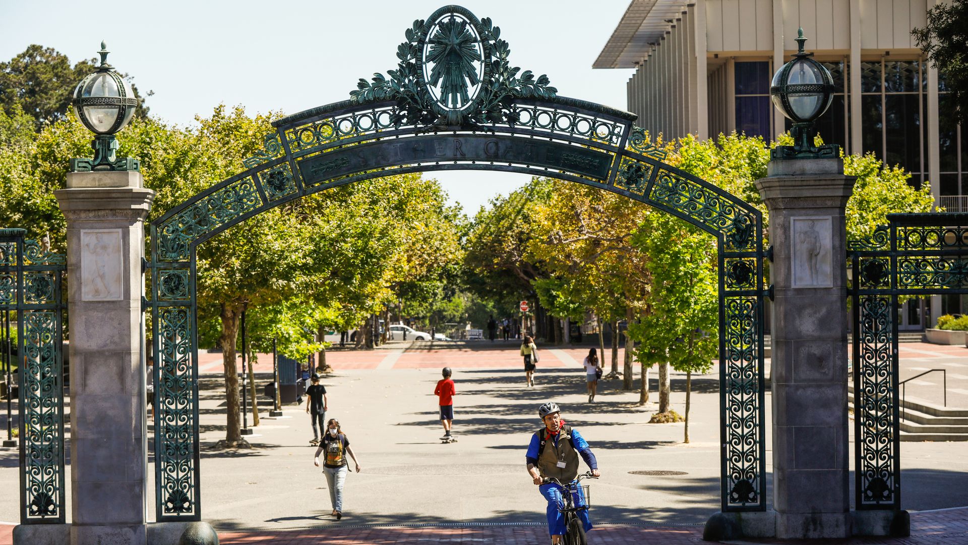 UC Berkeley campus gate