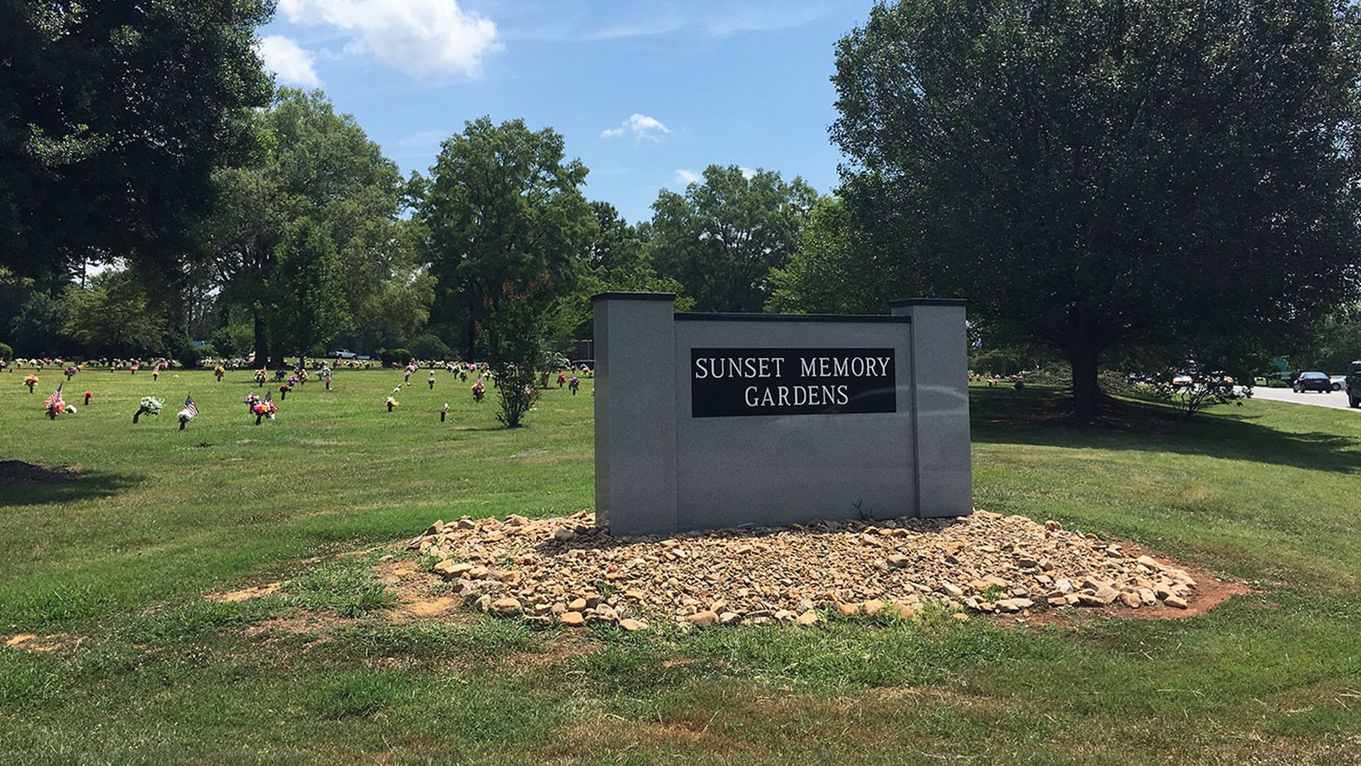 sunset-memorial-gardens