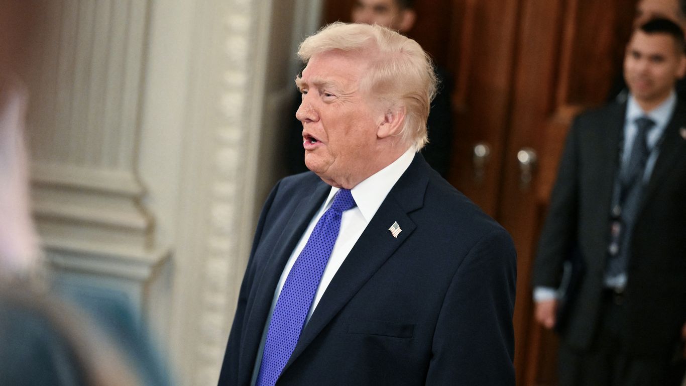 Trump "absolutely ashamed" of SCOTUS for tariffs ruling