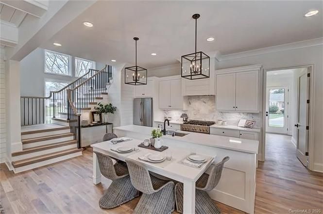 501 Lansdowne Road kitchen