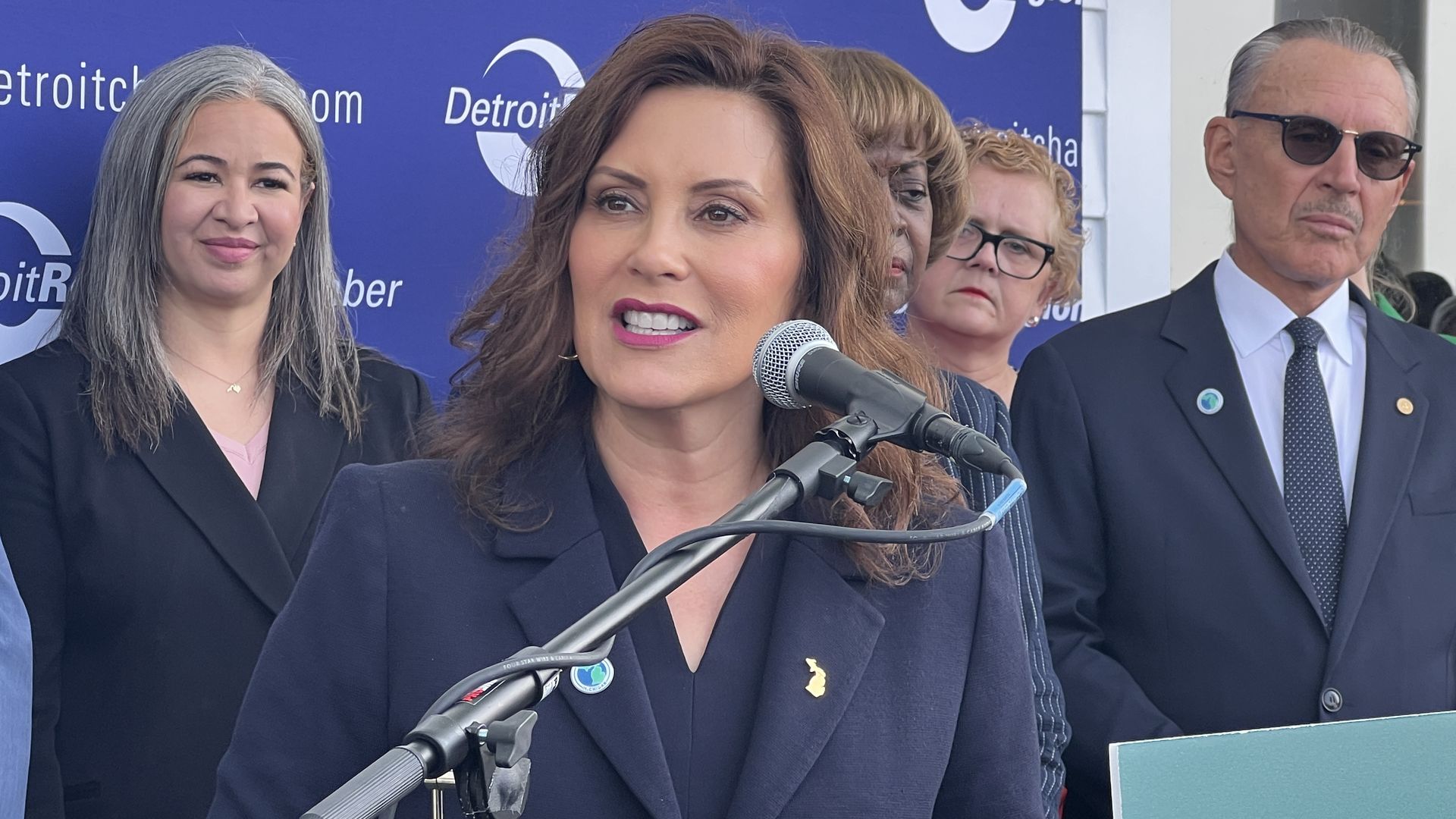 Gov. Whitmer on the porch of the Grand Hotel