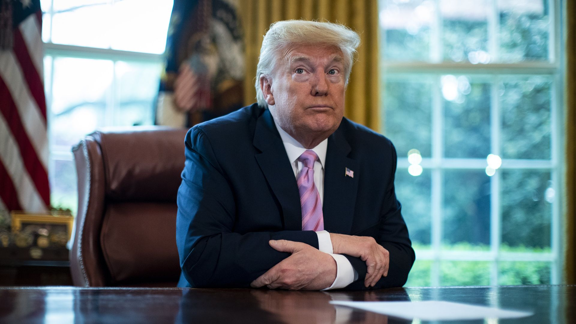 trump in the oval office