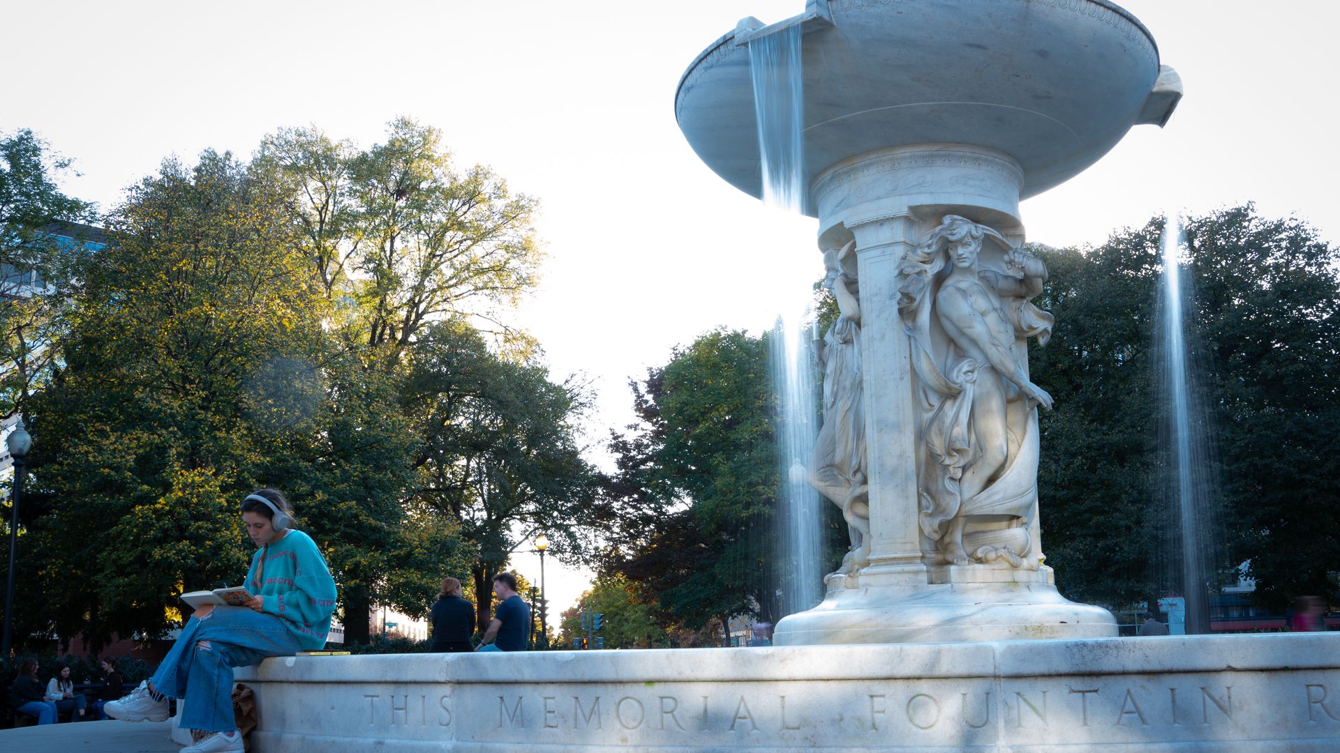 The Dupont Circle fountain