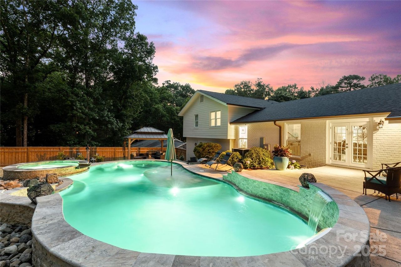 houses for sale in charlotte