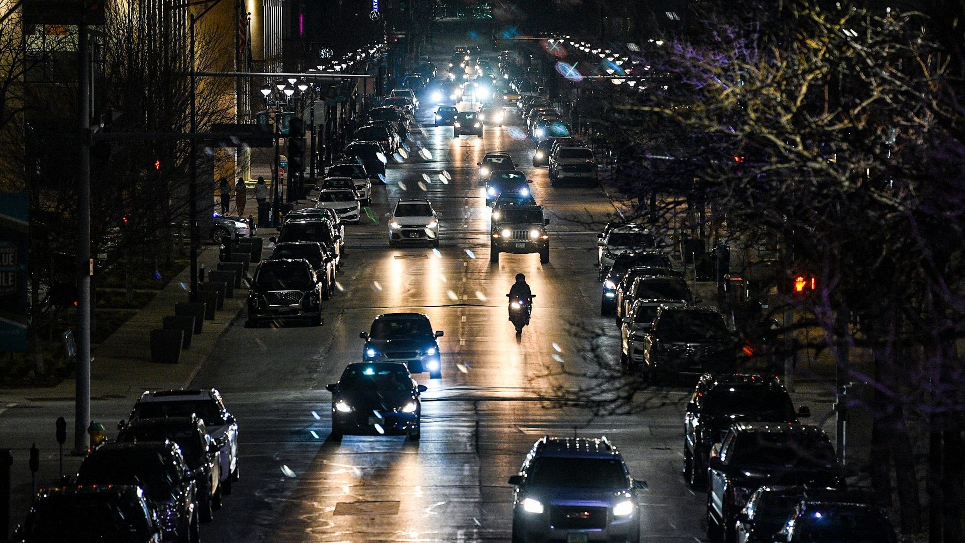 A photo along Grand Avenue in Des Moines.