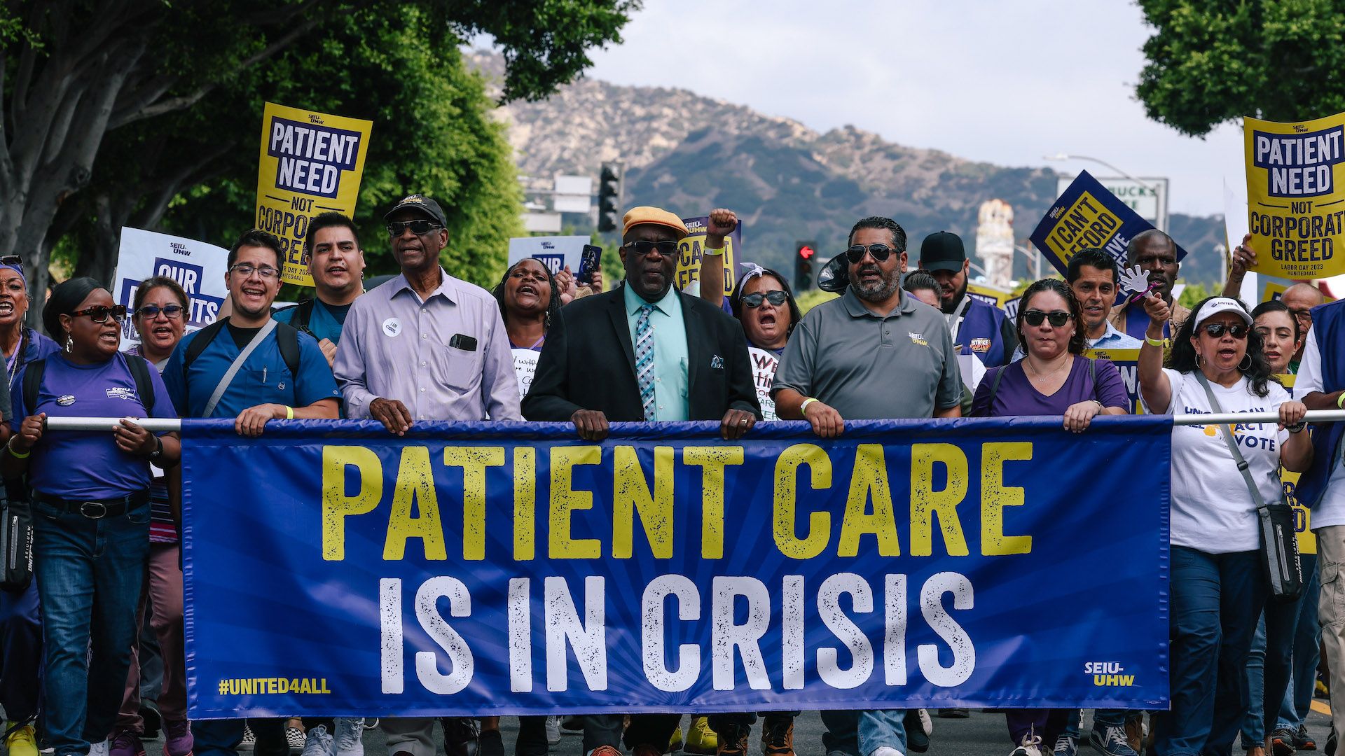 Kaiser Permanente health care workers strike in San Diego - Axios San Diego