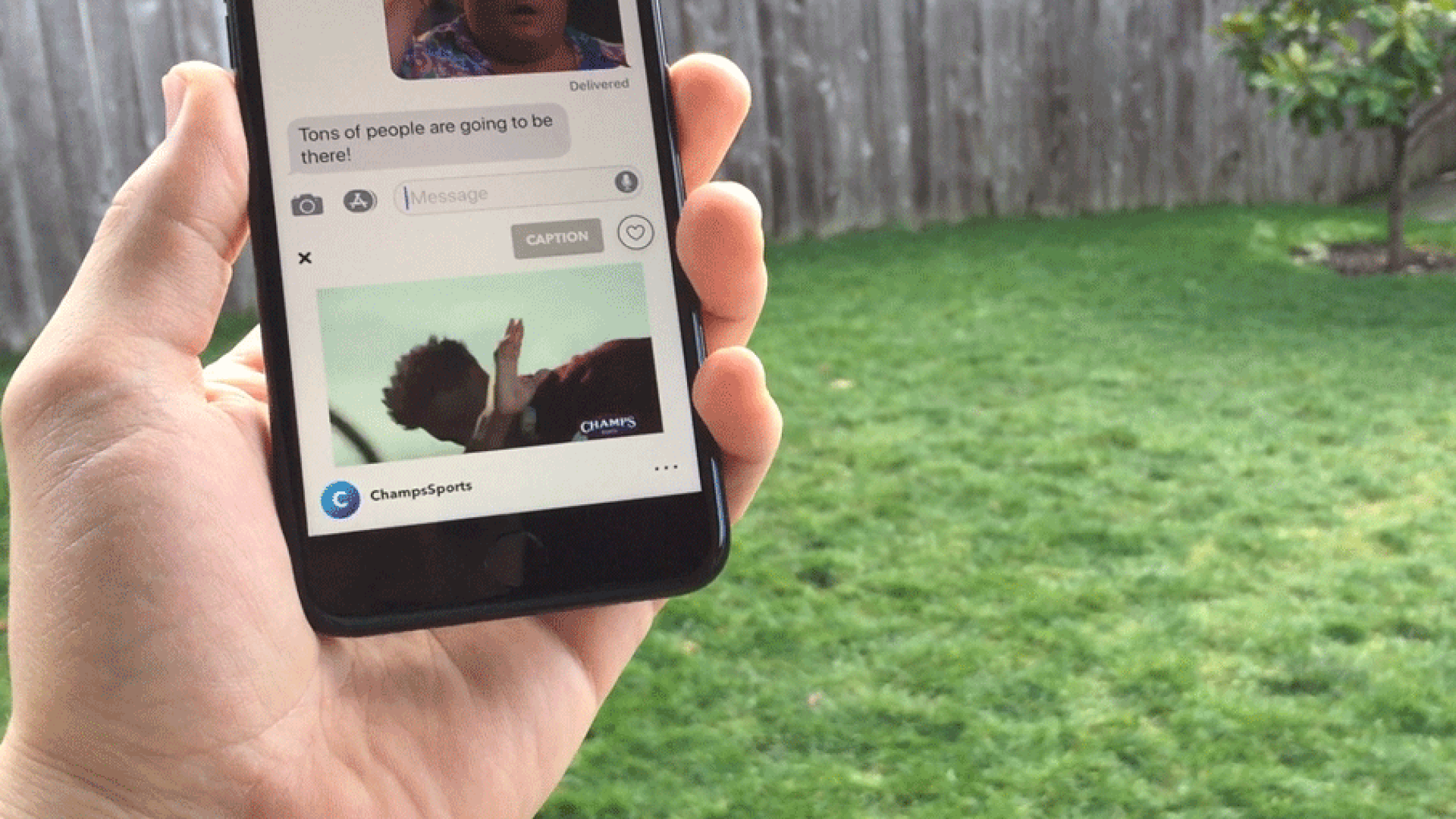 Giphy + Messenger, Giphy's First Mobile App, Brings GIF Search To Facebook  Messenger