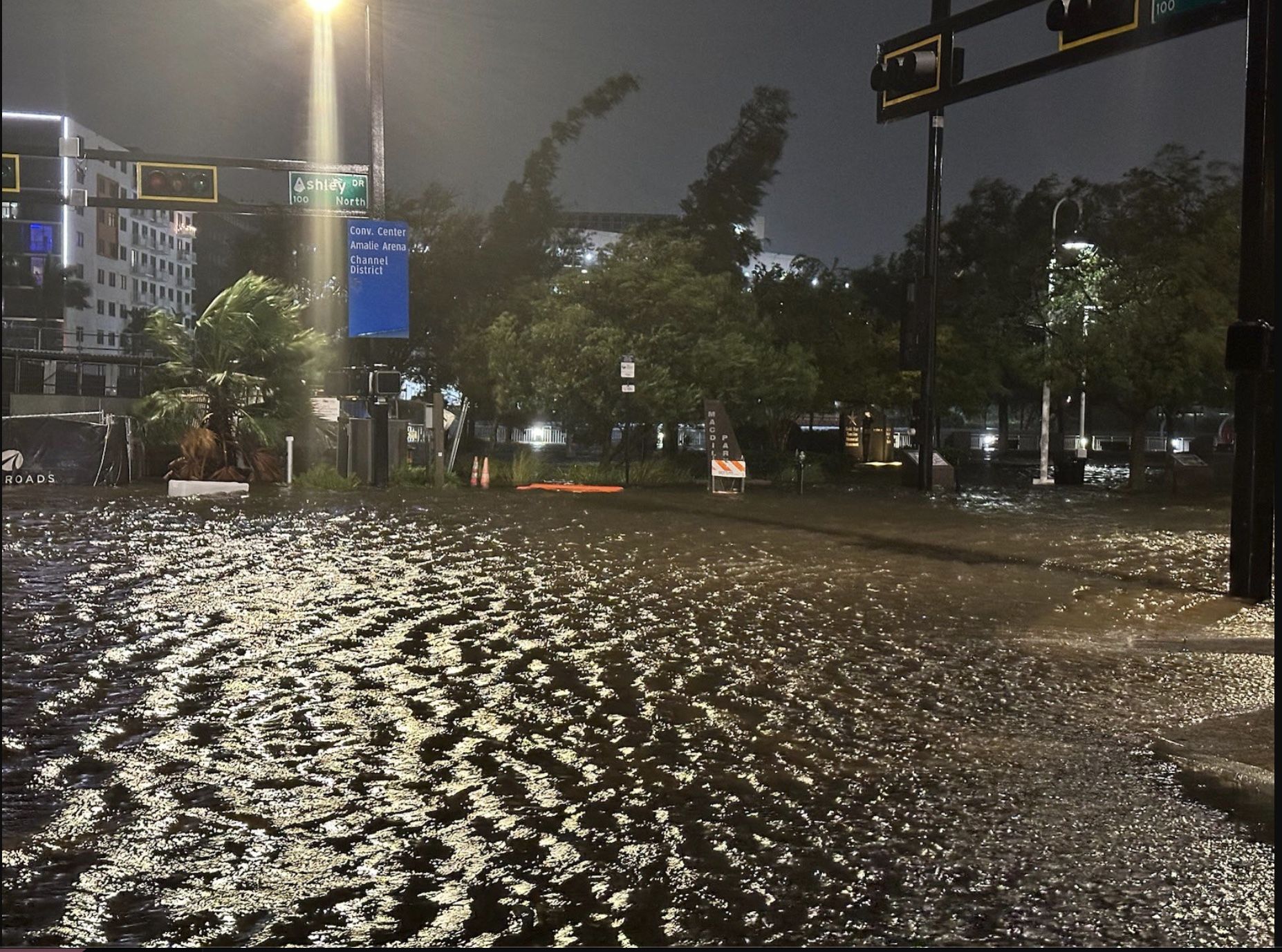 Photos: Hurricane Helene hits Florida, flooding streets and homes ...