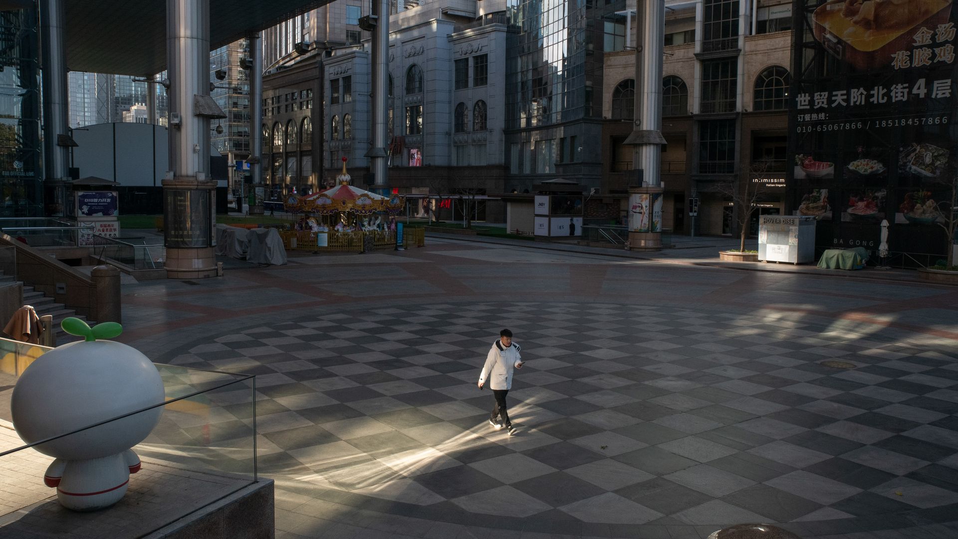 A near-deserted pedestrian mall in Beijing, China, on Saturday, Nov. 26, 2022.