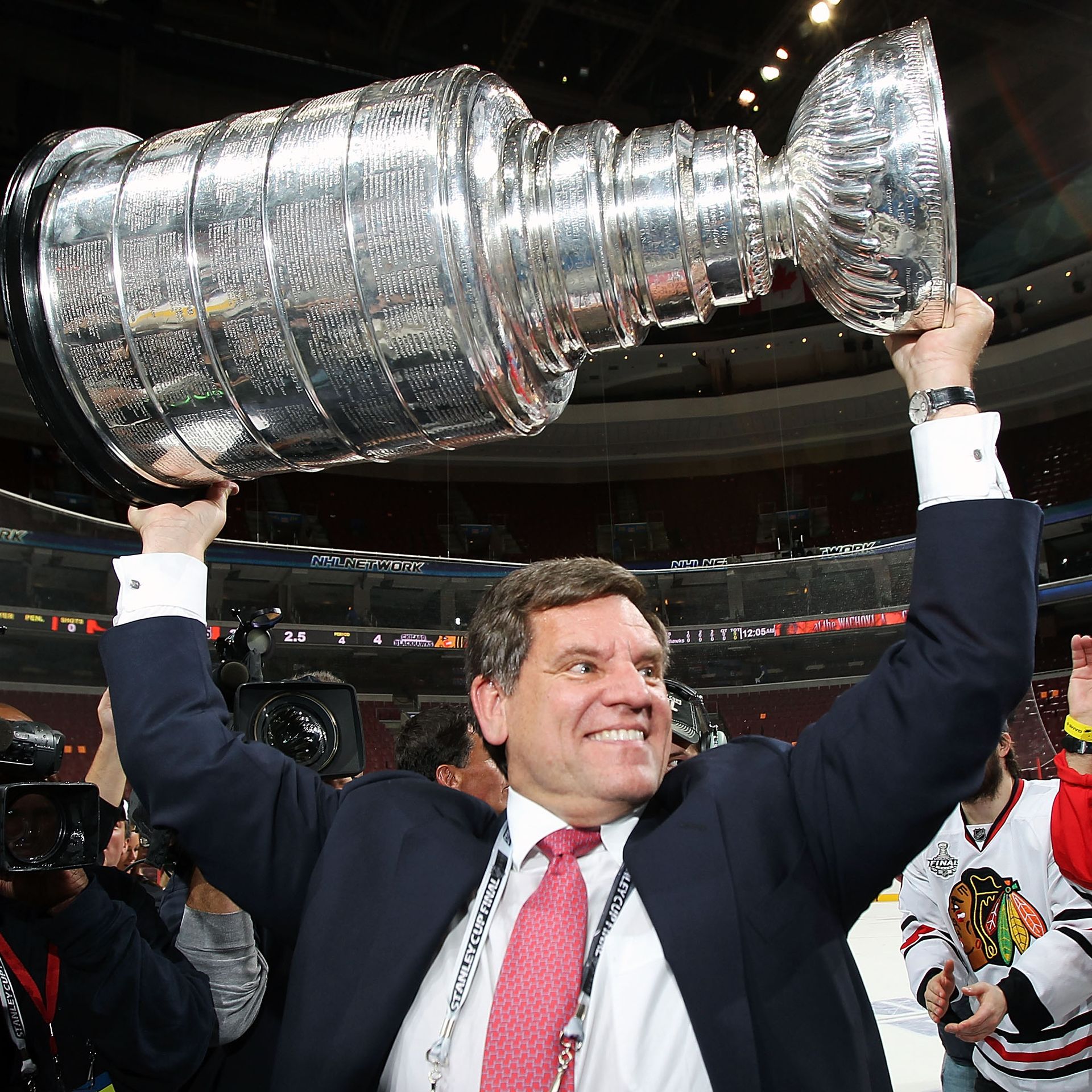 Chicago Blackhawks Owner Rocky Wirtz Passes Away at 70 - The Hockey News