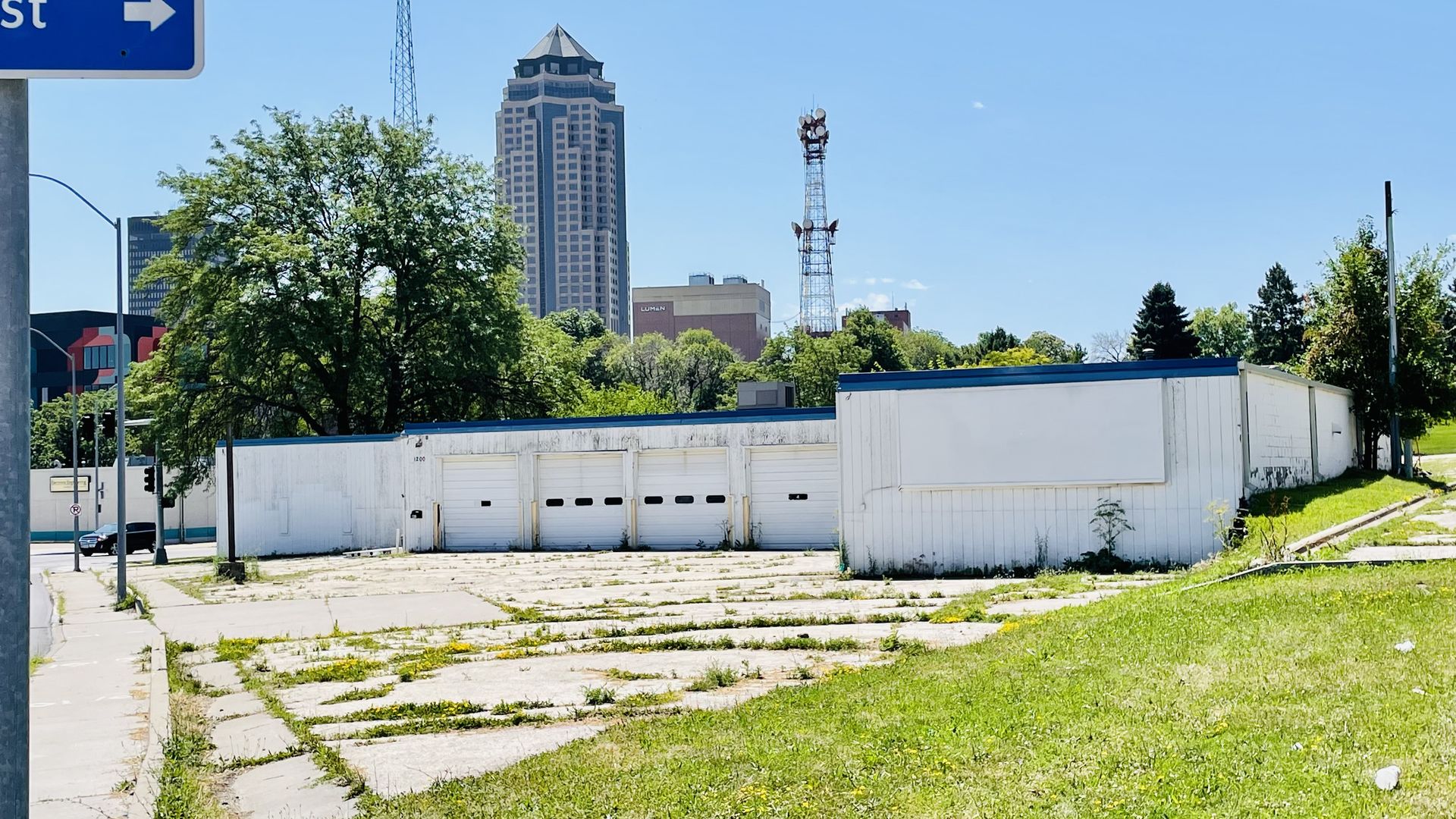 A photo of a building.