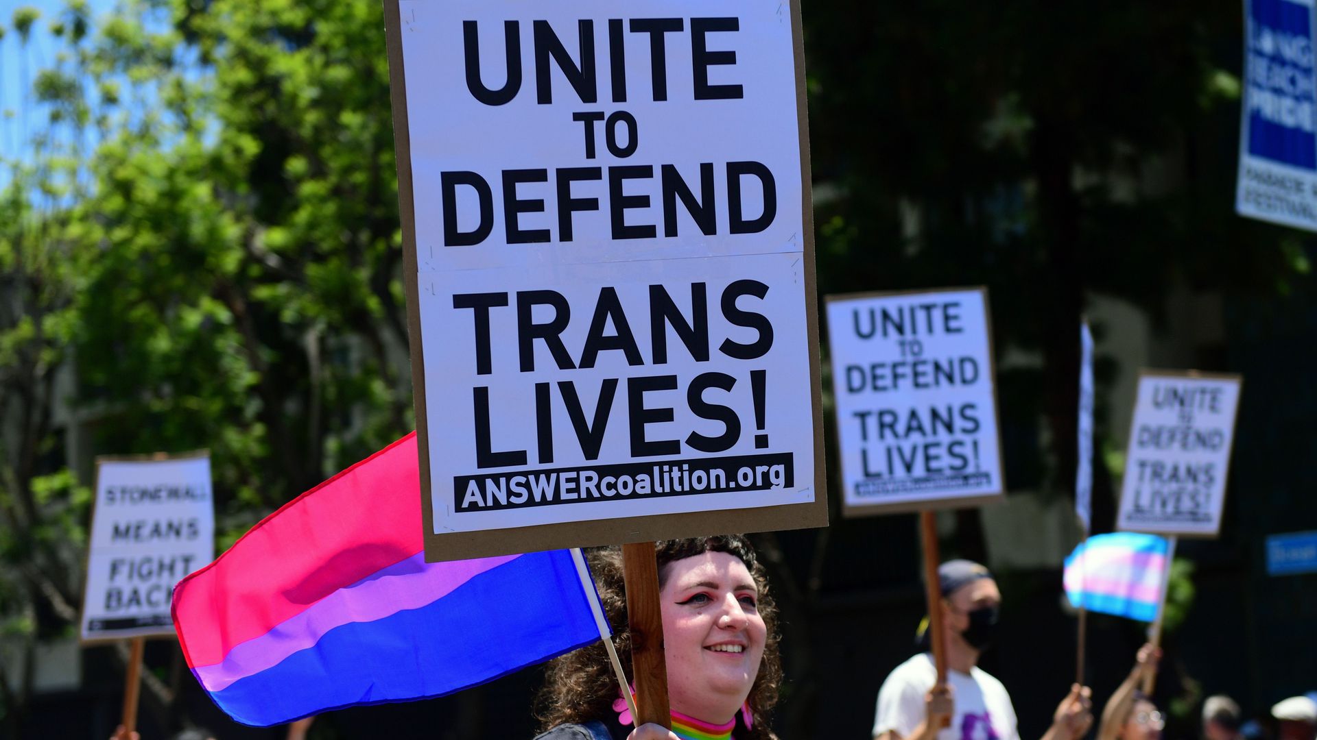 California transgender youth refuge bill advances