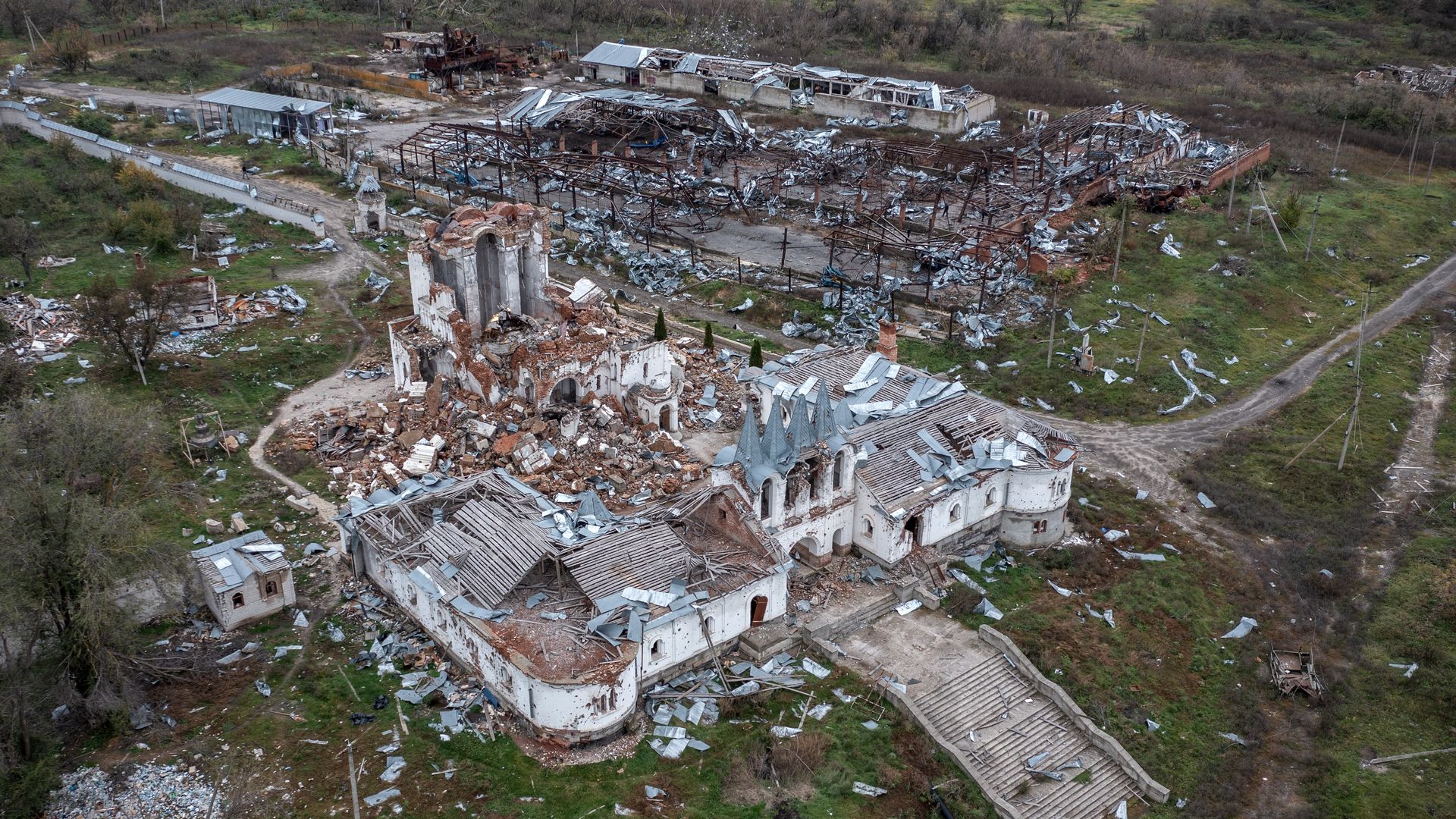  A monastery and warehouse lie destroyed during fighting between Ukrainian and Russian forces, on October 23, 2022 in Slovyansk, Donetsk oblast, Ukraine. 