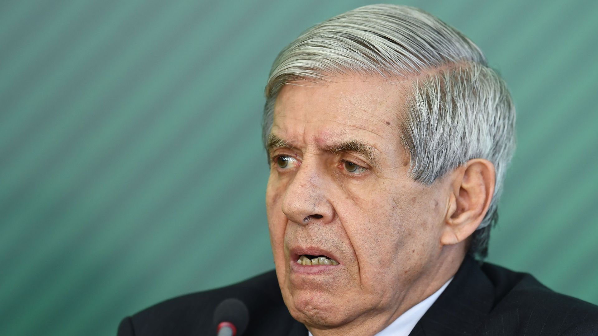 The head of Brazilian defense, Augusto Heleno.