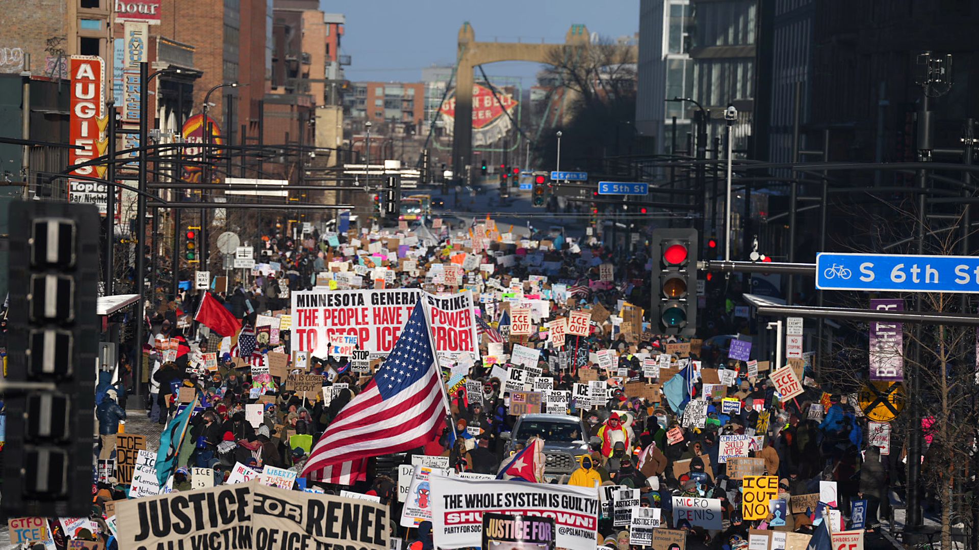 protest against ice in dwontwon minneapolis