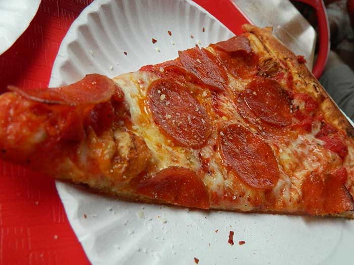 Fuel-Pepperoni-Pizza