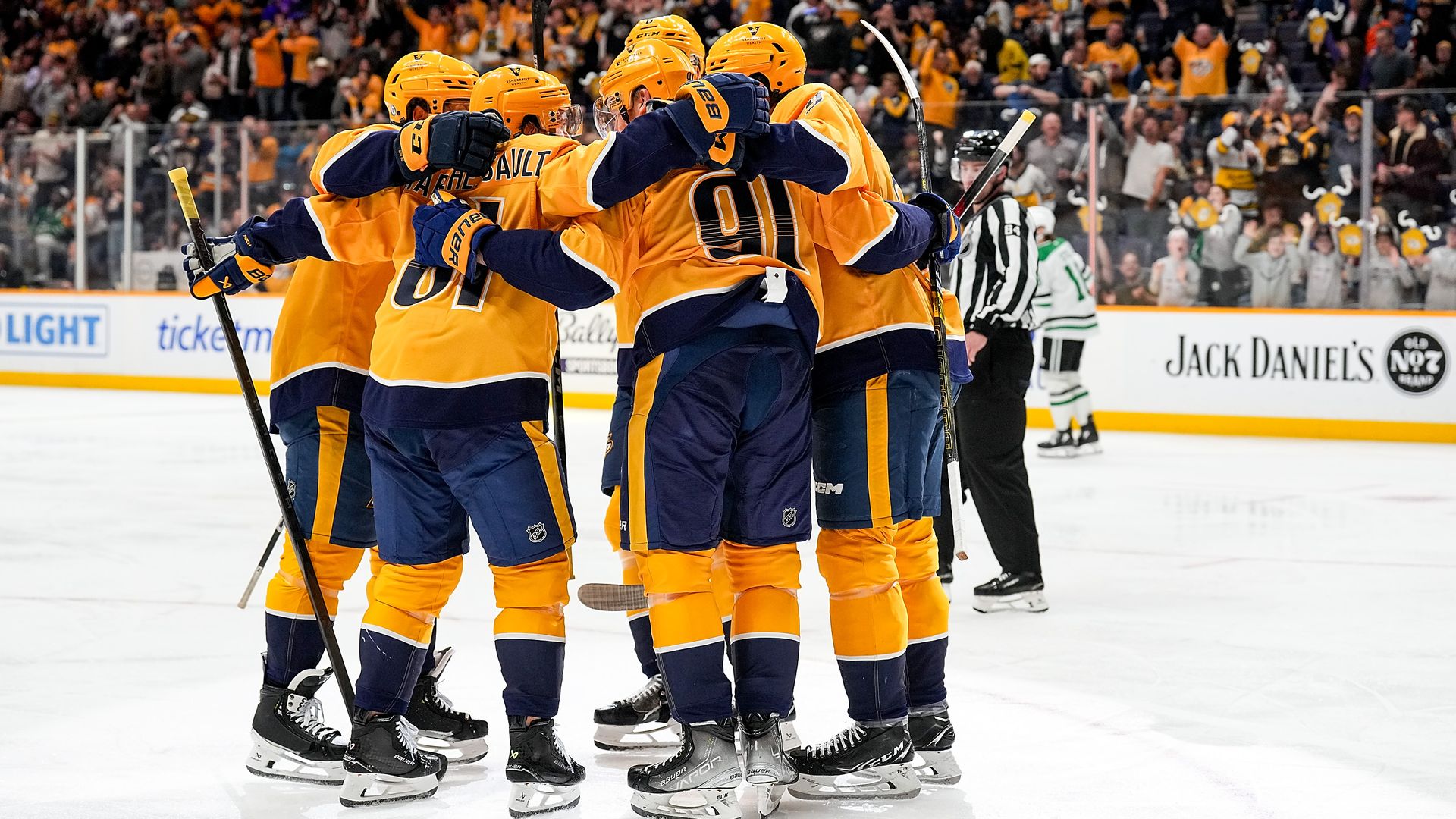 Jonathan Marchessault #81 of the Nashville Predators celebrates his goal with teammates against the Dallas Stars during an NHL game at Bridgestone Arena on April 16, 2025 in Nashville, Tennessee.