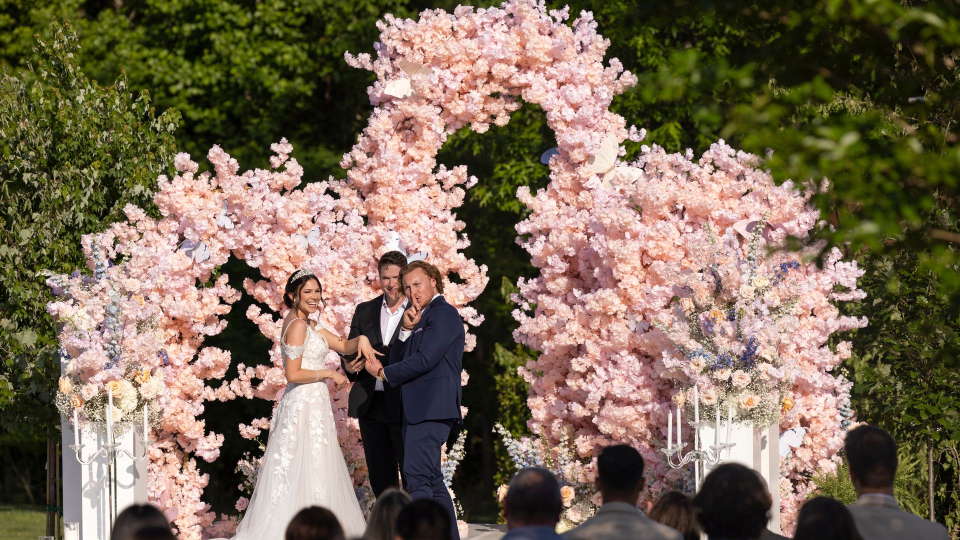 Netflix' "Love is Blind" couple Amy and Johnny wedding at Cedar Creek Ranch in Waxhaw. Photo: Courtesy of Netflix