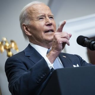 Biden defends frequent autopen use at end of term