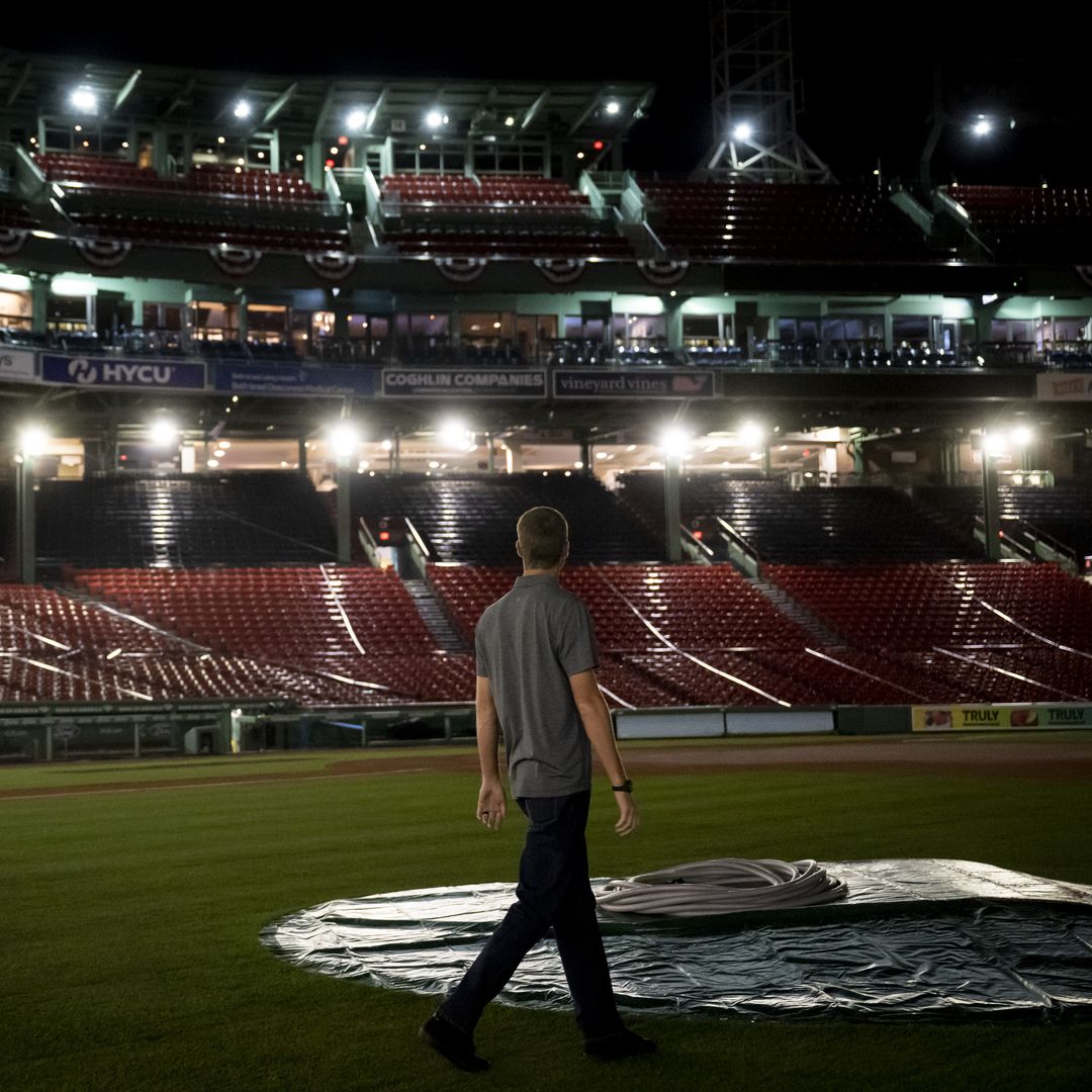 A Night at Fenway Park. - DomestikatedLife