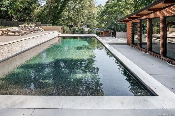 1412 Cavendish Ct pool