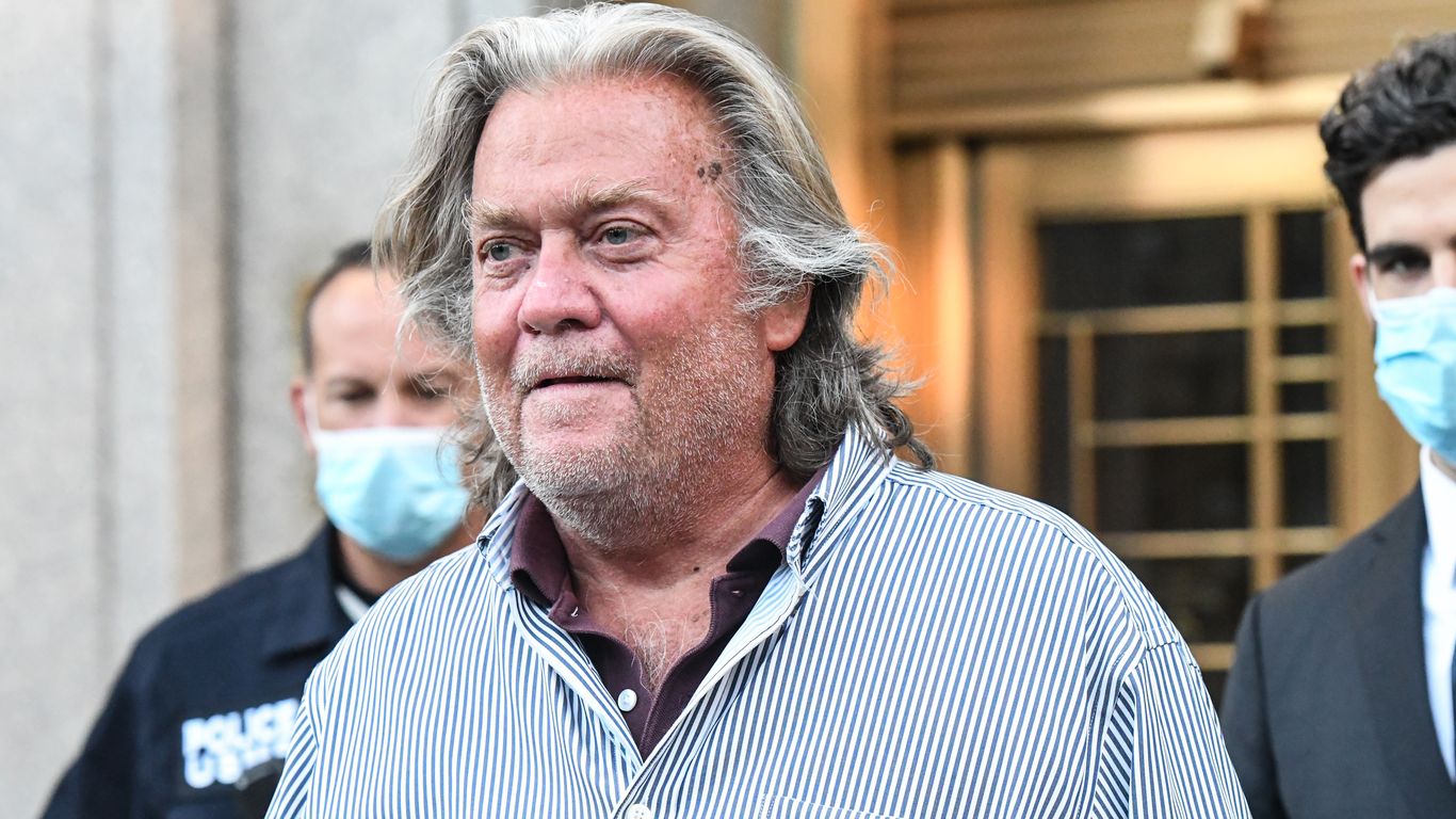 Bannon trial set for May 24 in alleged border wall fundraising scheme
