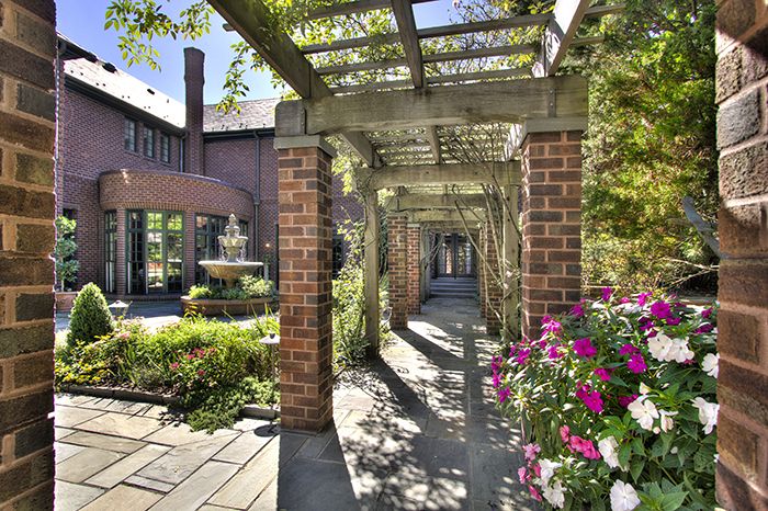 2019 Craigmore Drive Back