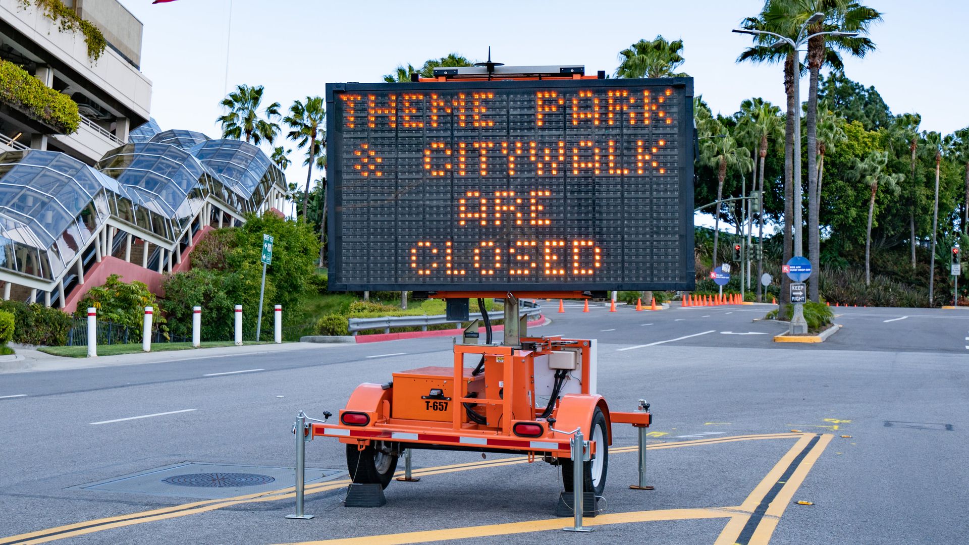 Theme park closed sign