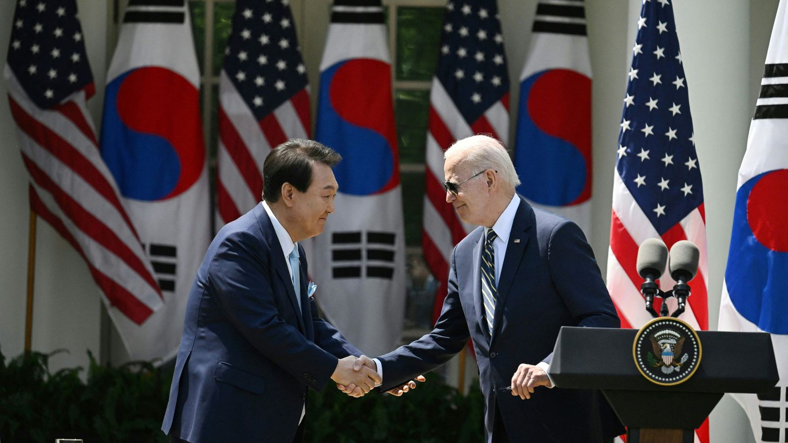 U.S., Japan and South Korea to discuss crisis hotline at Camp David summit