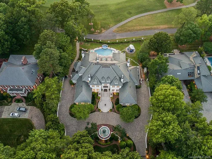 7430 Baltusrol Ln property top