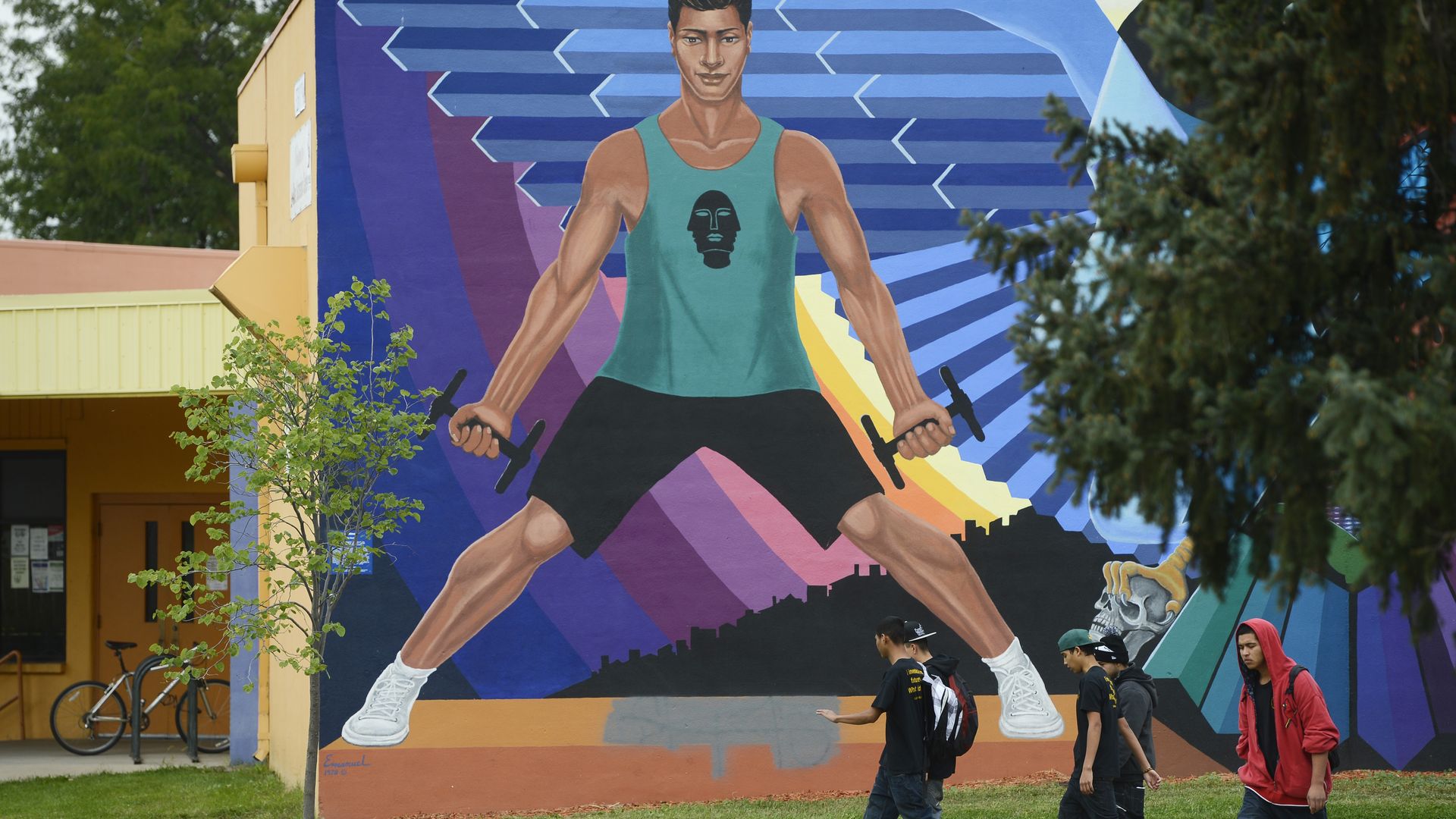 A mural on the La Alma Recreation Center