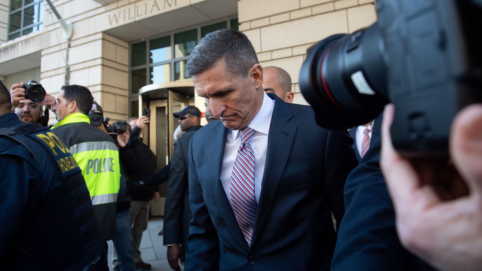 Michael Flynn assisted in Mueller's obstruction and WikiLeaks investigations - Axios1920 x 1080