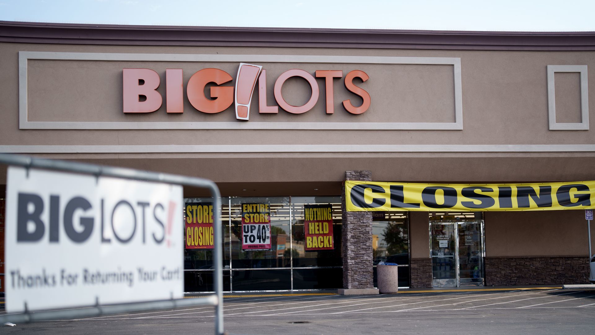 Big Lots closing stores, going out of business liquidation sale announced