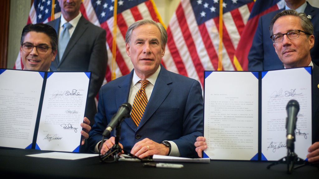 Texas Gov. Abbott Signs Bills Overhauling State's Power Grid