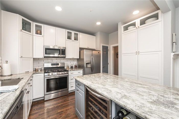 4806 South Hill View Dr, kitchen