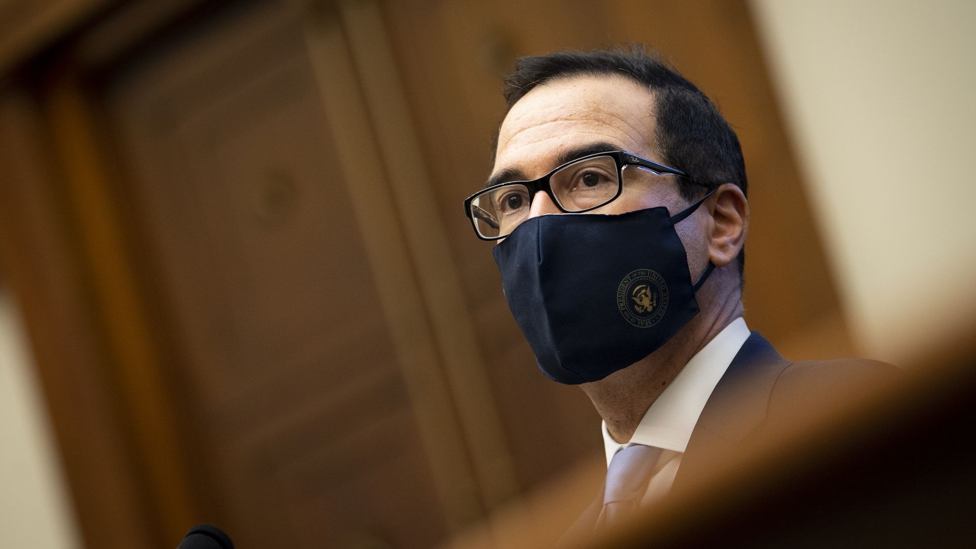 Photo of Steve Mnuchin wearing a mask