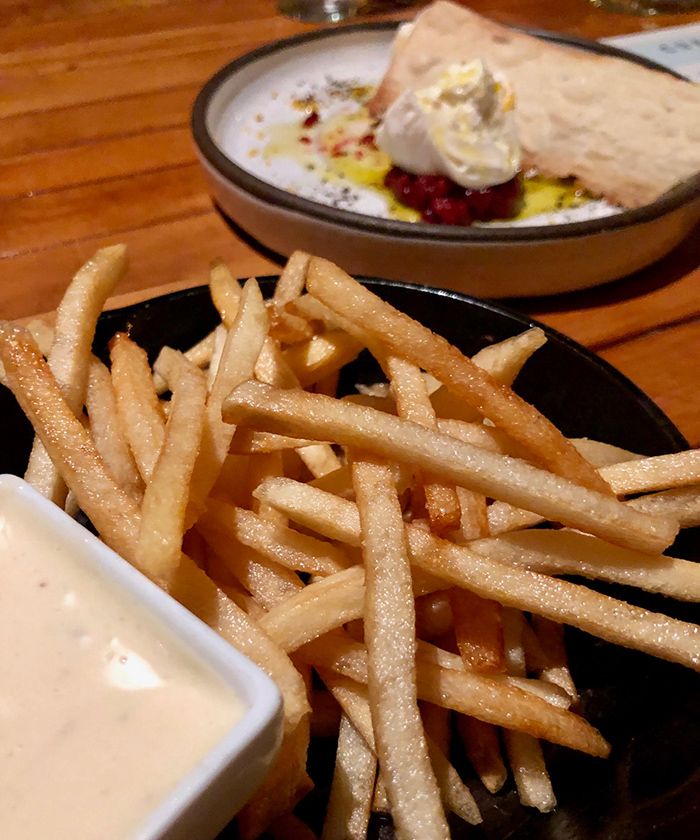 french-fries-at-customshop-restaurant-charlotte