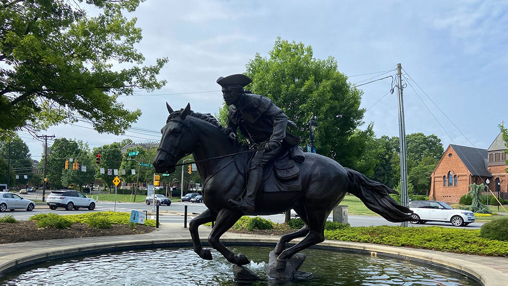 Captain Jack statue along the Little Sugar Creek Greenway off of Kings Drive in Charlotte. Photo: Ashley Mahoney/Axios