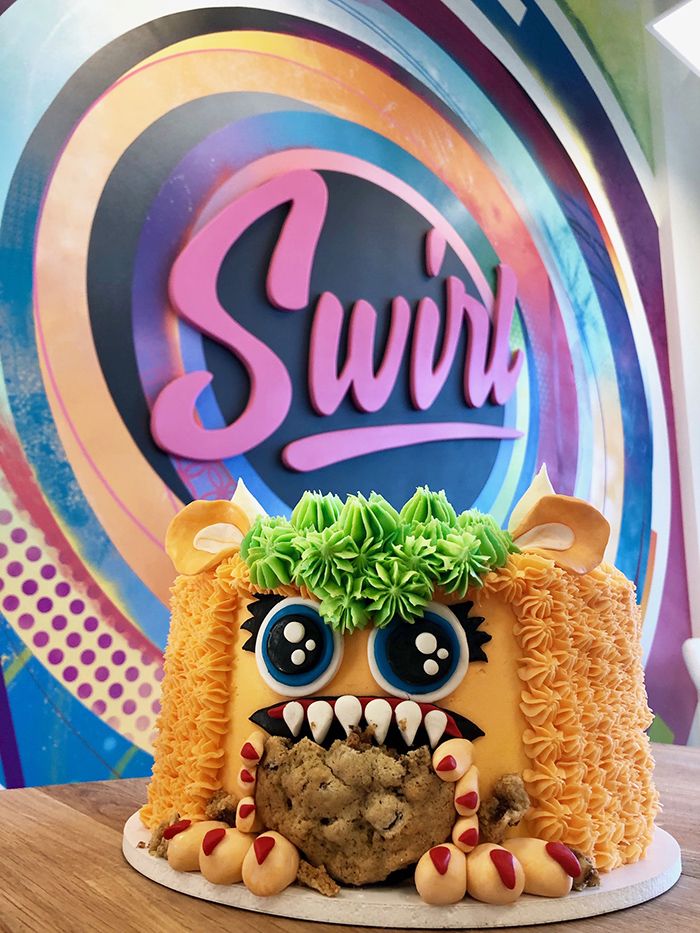 cakes at swirl bakery charlotte