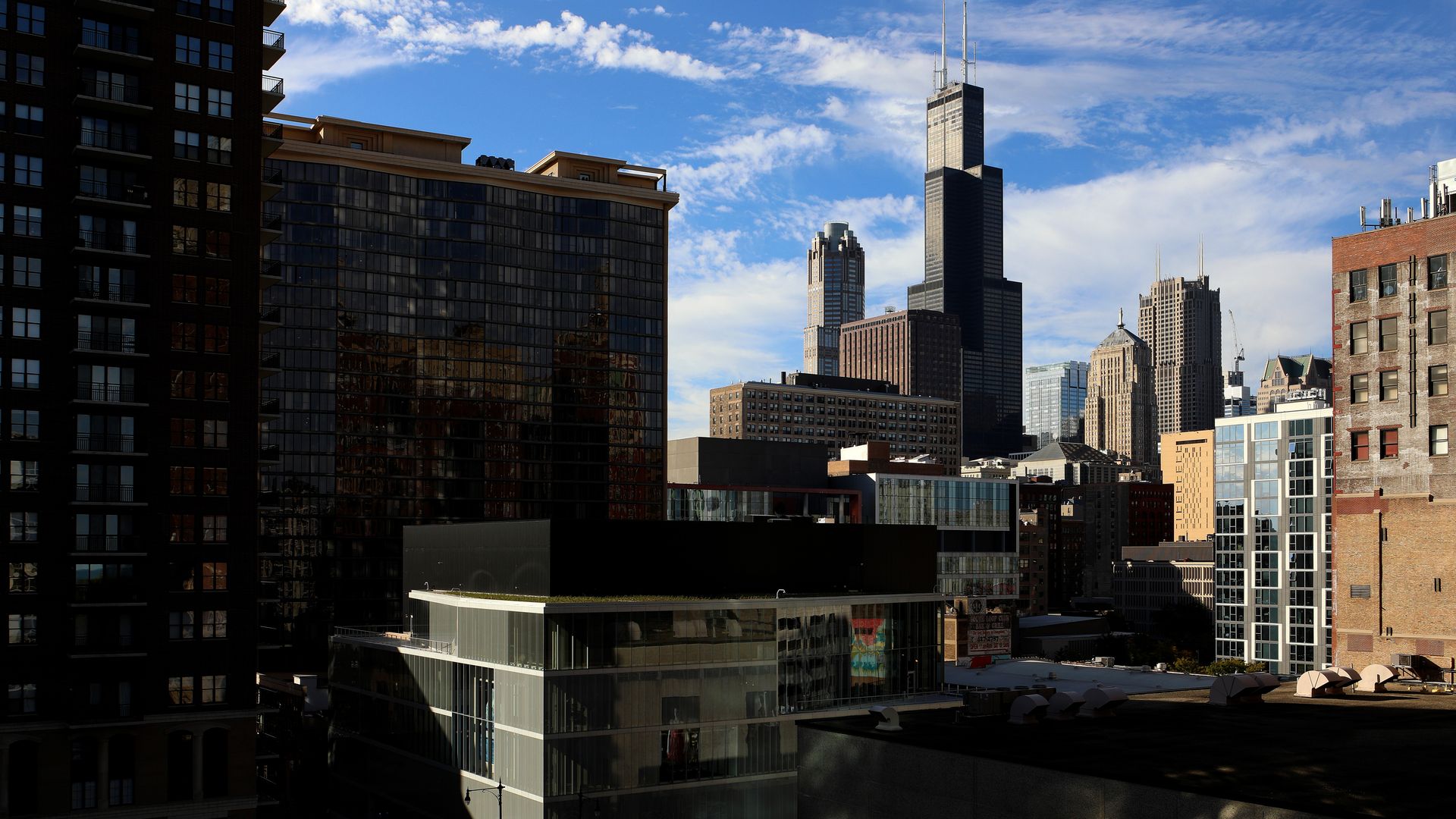 Photo of a skyline and a tall building 