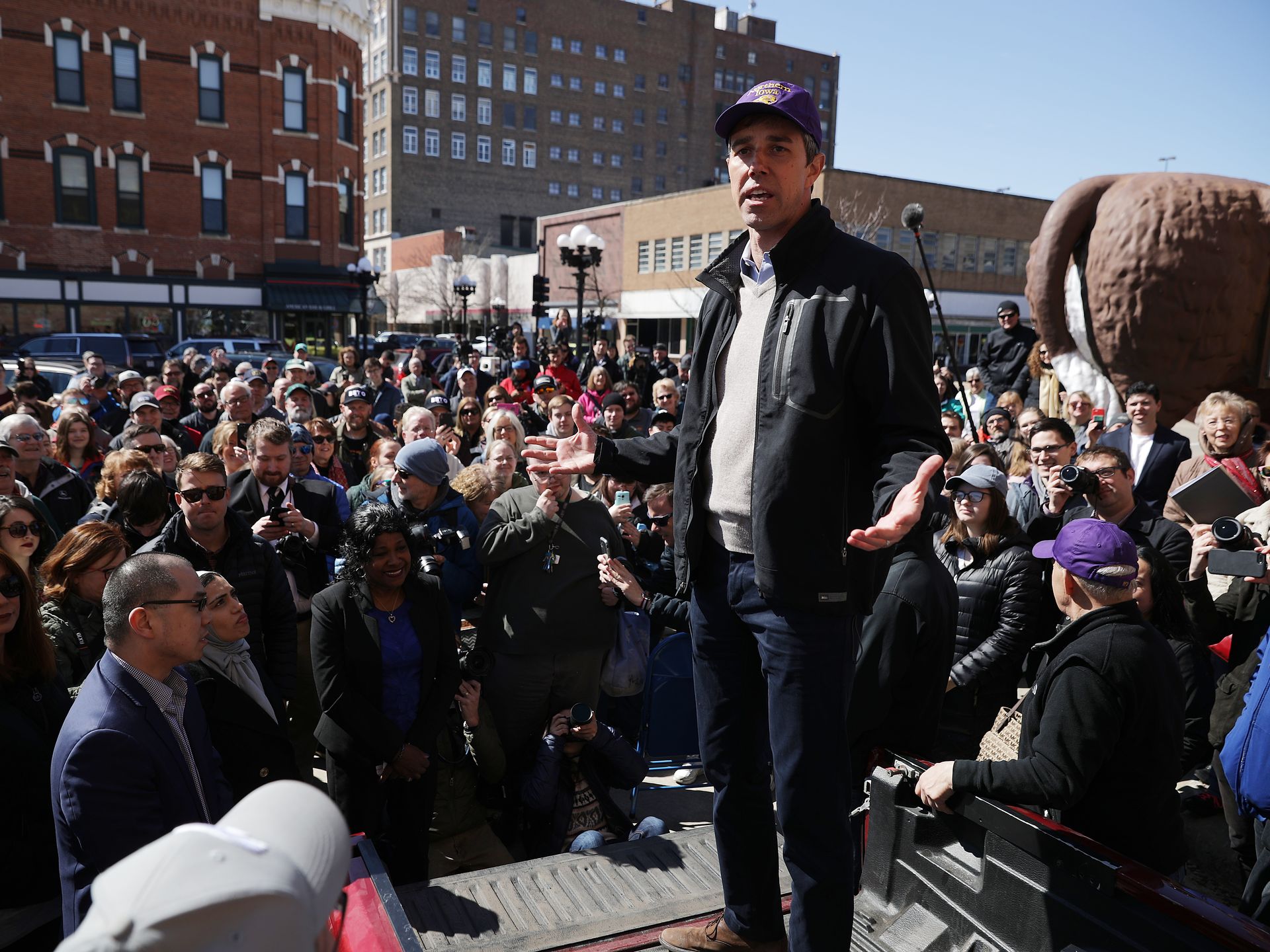 Beto the blank canvas