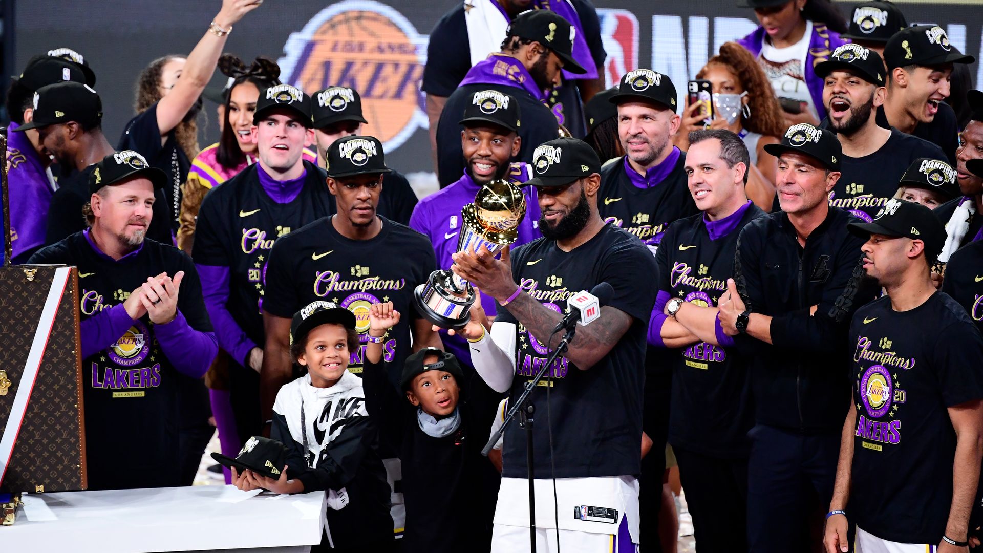 LeBron holding the trophy